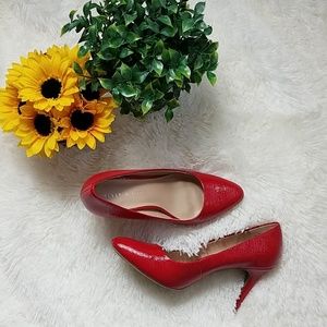 Kelly & Katie Tiana Red Heels